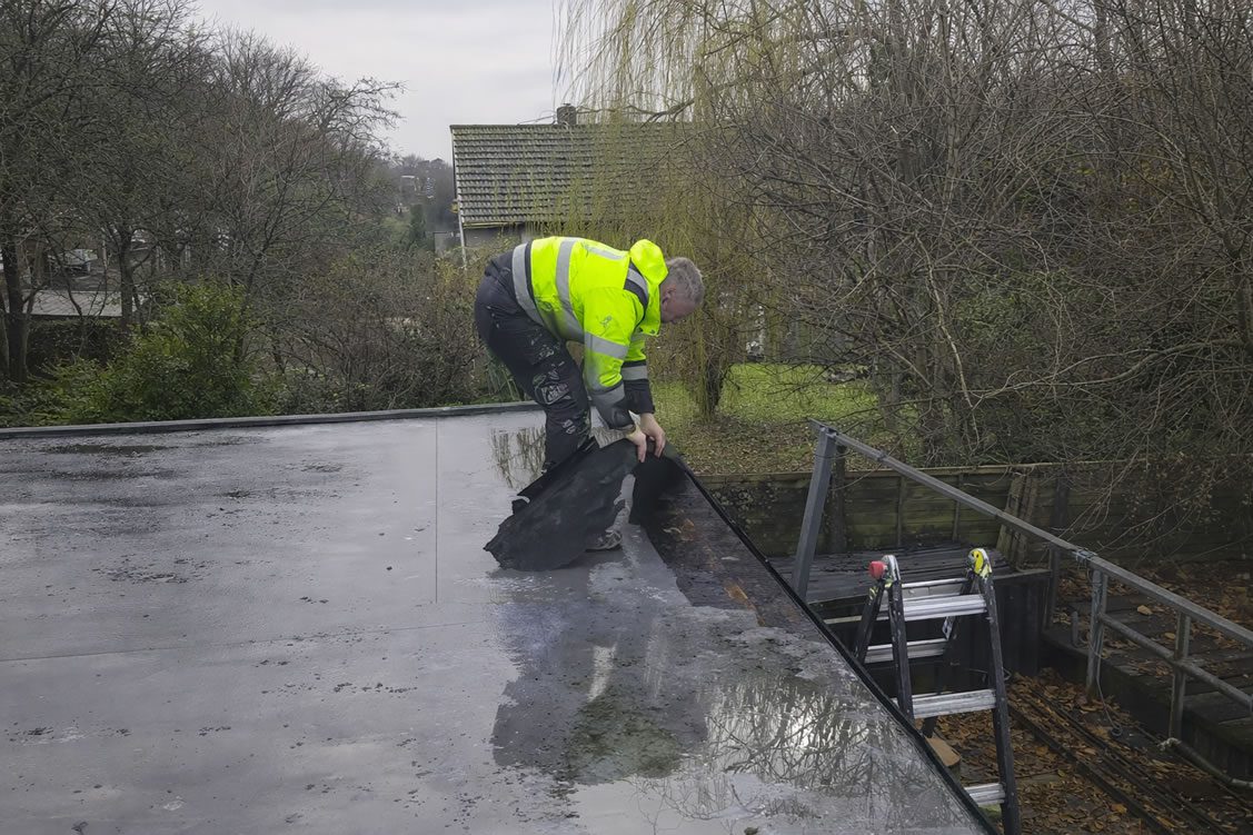 grp fibreglass roof emergency repair uk